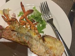 -大中华希尔顿酒店-念自助餐·嗨啤·小龙虾