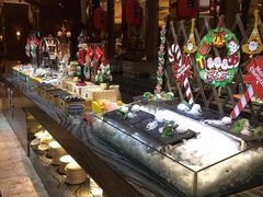 自助取餐区-盛宴标帜西餐厅龙虾.鲍鱼•牛排(重庆喜来登大酒店)