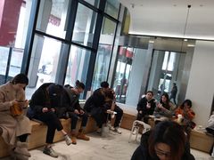 等位区-喜茶(永旺梦乐城店)