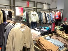 -URBAN REVIVO(北京斯普瑞斯奥特莱斯店)