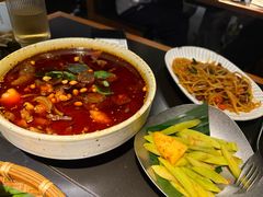 -Ameigo梅果·云贵川bistro(长宁来福士店)