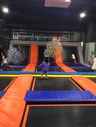 -蹦贝运动中心·蹦床·攀岩·闯关(龙岗店)