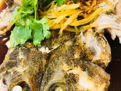 -大树下海鲜饭店