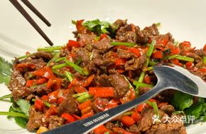 Stir-fried Xinhua Beef