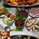 网红炭火烤肉店