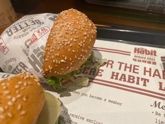 -The Habit Burger Grill 哈比特汉堡(复兴soho店)