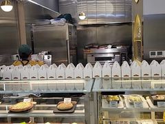 面包甜点陈列柜-猫王榴莲世家(三里屯SOHO商场店)