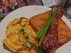 -Common Table · Brunch & Coffee
