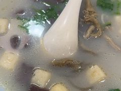 -小杨生煎(成山巴黎春天店)
