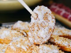 豪华至尊炸馒头片抹芝麻酱蘸白糖-羊大爷涮肉(亮马桥店)