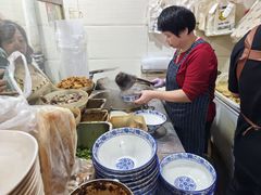 -叶新小吃店(来凤小区总店)