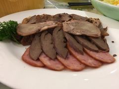 -罗浮宫酒店