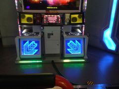 -明日世界电玩城(之心城店)