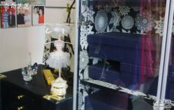 -上海彩妆秀摄影设计有限公司