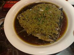 剁椒蒸鱼头-家宴滇食记·云南家常菜