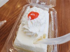 奶油小方-红宝石·鲜奶小方(莘庄龙之梦店)