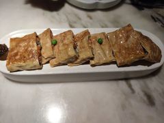-弄堂里(西溪龙湖天街店)