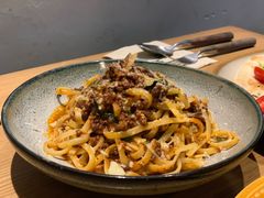 意大利肉酱扁面-HELLO 27 意面·沙拉·帕尼尼