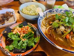 老长沙臭豆腐-琥珀老六龙虾(四里河店)