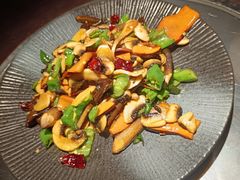 -芸鲜季·云南野生菌餐厅· 云南风物味研社(闵行店)