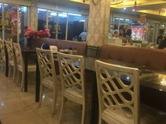 -J Daeng Seafood