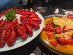 -沪小胖·小龙虾·蓝龙王(八佰伴店)
