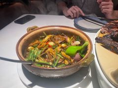 -八府香鸭·啫啫煲(华山路店)