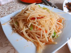 -维吾尔餐厅(宜山路店)