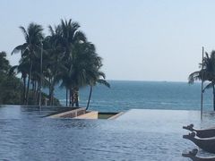 -亚龙湾喜来登·美景台大堂吧