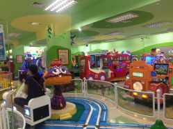 -莫莉幻想儿童乐园(绍兴金帝银泰城店)