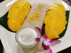 -Dang restaurant (patong phuket)