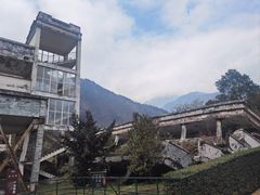 -四川汶川特大地震漩口中学遗址