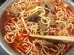 -薛记襄阳香辣牛肉面(平安路店)