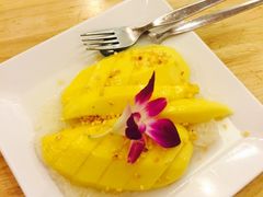 -J Daeng Seafood