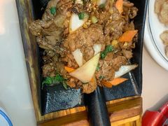 -老码头黑皮肘子锅包肉熏酱水饺(文政街店)