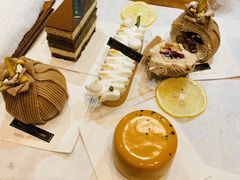 -Fridi Patisserie Cafe