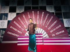 -金石蜡像馆