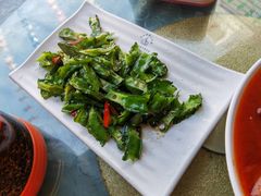 -尕西新疆大盘鸡(回辉村分店)