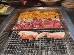 -张牌牌·东北烤肉小吃市集(金楠天街店)