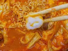 -三清洞摩西韩式年糕火锅(威高广场店)
