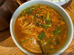 招牌小锅米线-一坐一忘云南菜(嘉里中心店)
