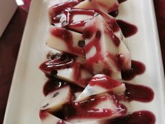 -依江春水烤鸭店