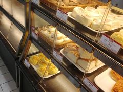面包甜点陈列柜-山崎面包(百联世纪店)