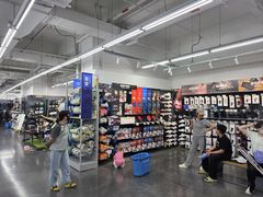-迪卡侬(明光路店)