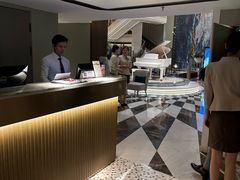 -浅深(世茂滨江精品店)