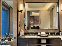 -深圳星河丽思卡尔顿酒店