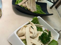 -左庭右院鲜牛肉火锅(浦江欢乐颂店)