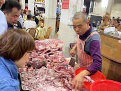 -标记美食新鲜猪杂(兴南大道店)