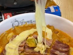 -火鸡爪东大门猎奇炒年糕