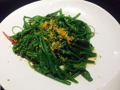 酱豆炒南瓜苗-金厨泰国餐厅·全泰籍厨师料理(拱北店)